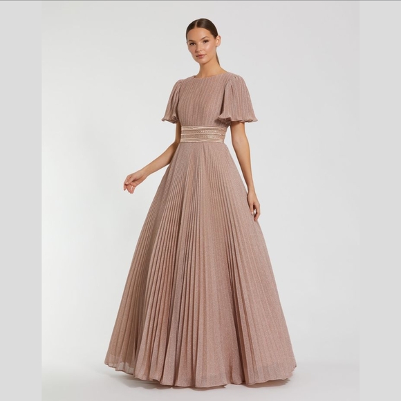 long elegant dresses for wedding guests Long sleeve wedding guest dresses | Elegant formal gowns